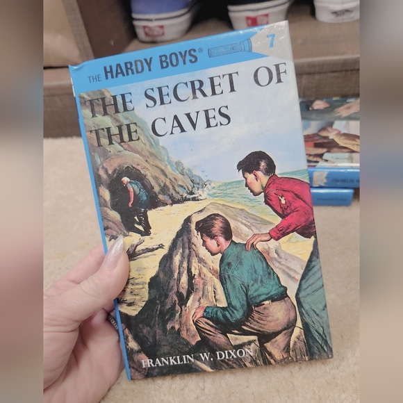 Hardy Boys Hardback books 1 thru 9 in GREAT CONDITION - Picture 7 of 9
